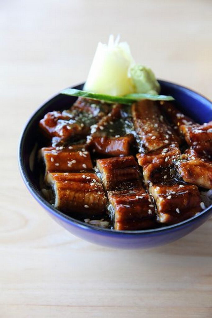 雲林養殖鰻魚肉質Q彈細膩