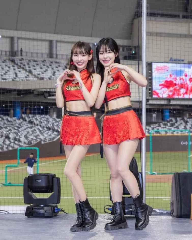 ▲中華職棒味全龍啦啦隊Dragon Beauties小龍女將舉辦「2024全心全意為妳 Dragon Beauties小龍女徵選會」，熱血新人擠破頭，搶當人氣女神林襄學妹。（莉奈享務所提供）