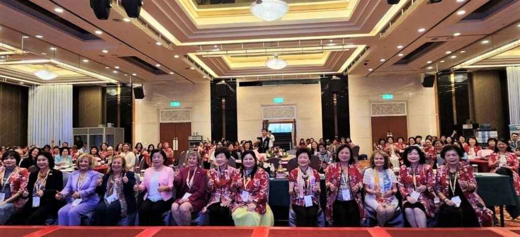 ▲ 綻放女力邁向永續國際女性領袖學院培育在台中。(記者廖妙茜翻攝)