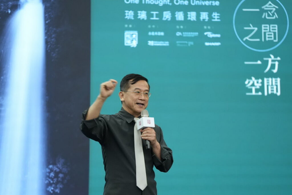 永進木器廠江世楨致詞。
