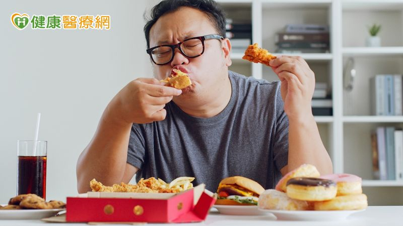 36歲壯男每周至少吃三次「這些食物」中風&nbsp;&nbsp;&nbsp; 黃金時間驚險搶救