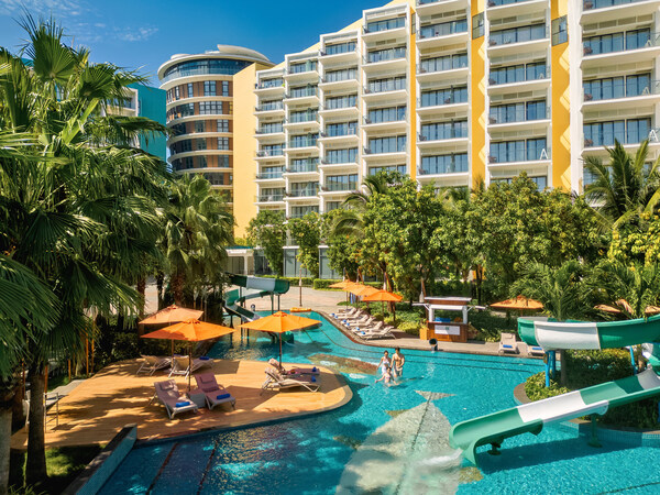 Premier Residences Phu Quoc Emerald Bay - Main pool overview Premier Residences Phu Quoc Emerald Bay - Main pool overview