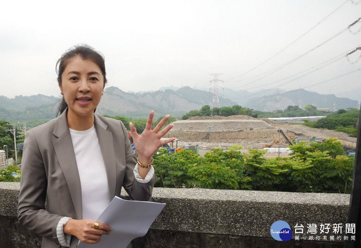 許縣長仍強調南投需要自主處理垃圾。(縣府提供)