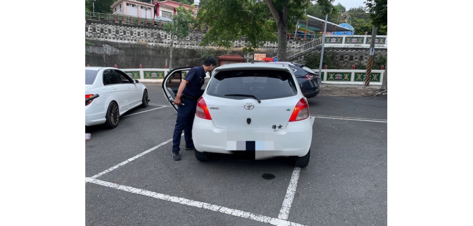 女子服用藥物尋短 雲林縣斗南警分局東所破窗挽救輕生女性命
