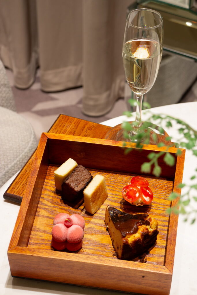 Breeze Diamond Lounge X IVY GARDEN VIP午茶饗宴
