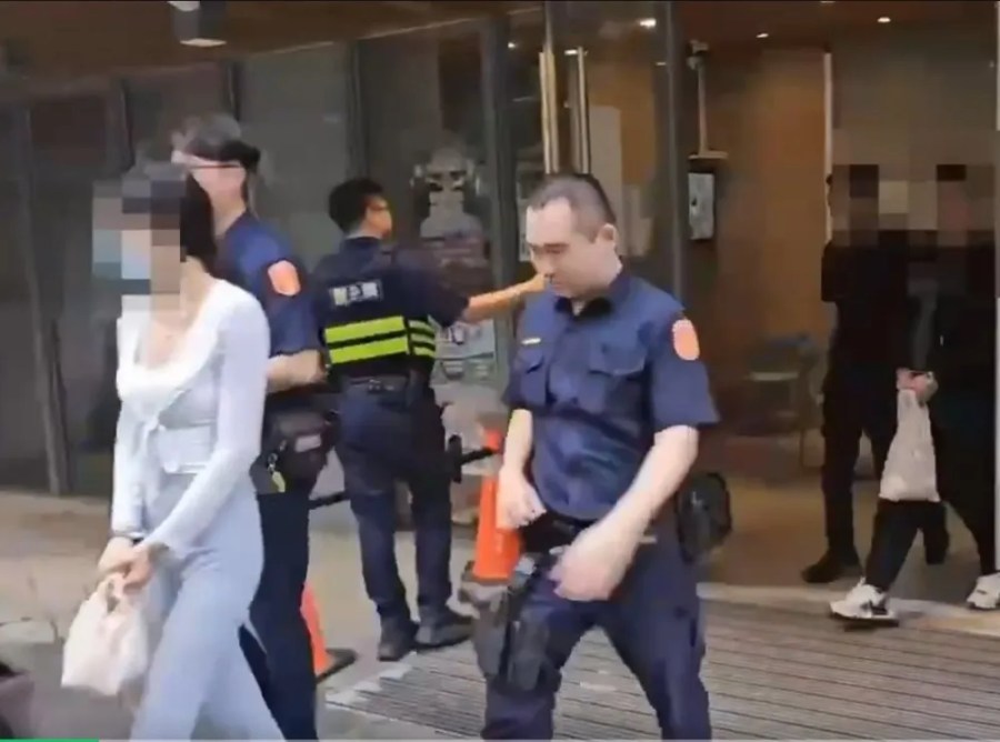 以債養債被擄 三峽警攻堅逮6煞赫見緊身褲正妹 214 cnews204240524a04