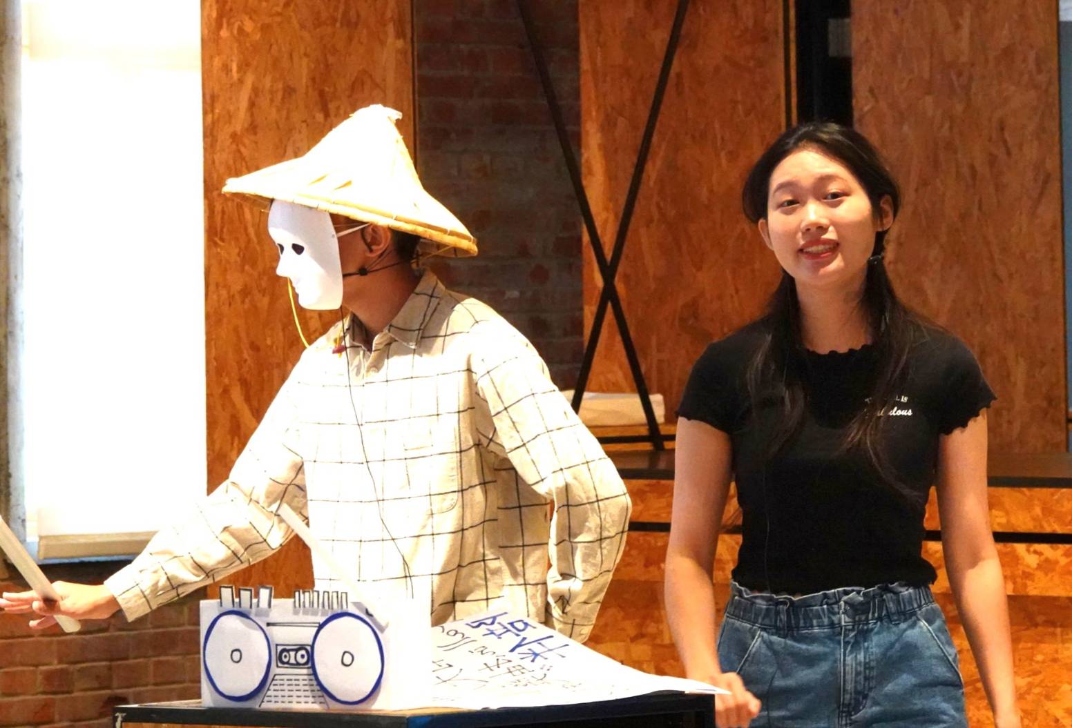 ▲國立成功大學文學院舉辦首屆「成功台語歌廳SHOW」，鼓勵學生透過台語發揮創意進行表演。（圖／記者陳彥霖翻攝）