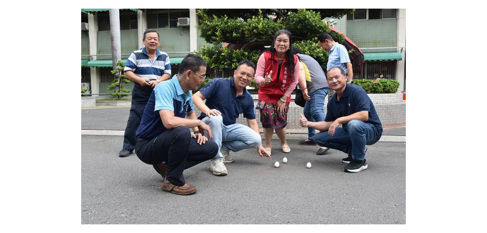 台糖公司砂糖事業部舉辦「粽葉飄香慶端陽」睦鄰活動 邀里民包粽子 立蛋 提前歡度端午節