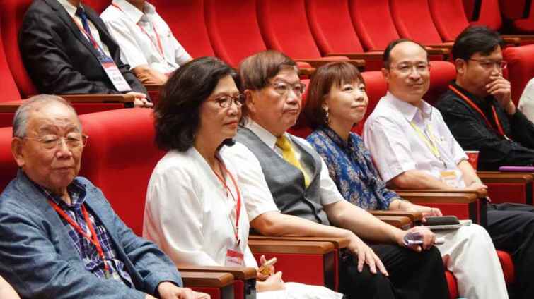 ▲教育部資科司吳穎沺司長、國教署高級中等教育組黃瀞儀組長、彰化師範大學陳明飛校長等與會。（記者林明佑攝）