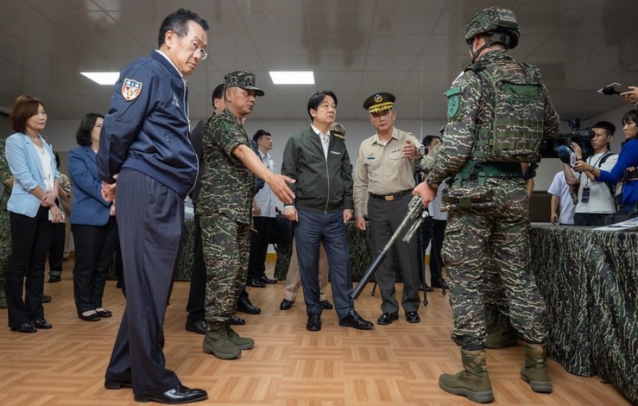 中共解放軍圍台軍演 國安人士分析4大目的 218 中共解放軍圍台軍演 國安人士分析4大目的 217