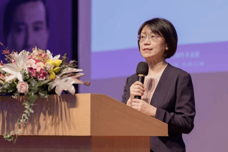 盼國會改革法案三讀和平落幕 翁曉玲籲民進黨團不滿就去提釋憲 214 照片來源:翁曉玲臉書