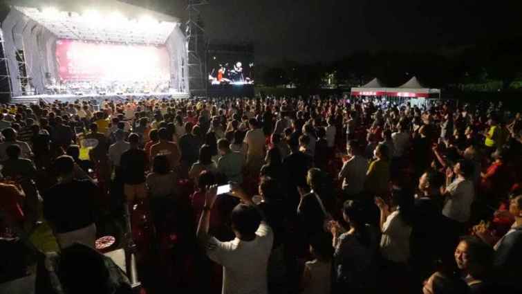 ▲台北愛樂管弦樂團戶外音樂會精采無比，現場民眾超過3,000人。（彰化縣政府提供）