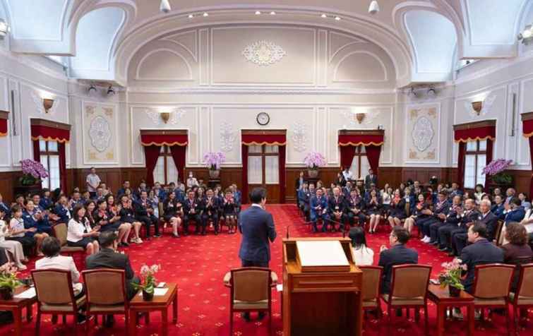 ▲賴清德總統今天上午接見「國際獅子會300-E2區重要幹部」，期盼未來，各位獅友能夠提供政府寶貴意見，共同推動國家進步發展，帶給人民更好的生活。（總統府提供）