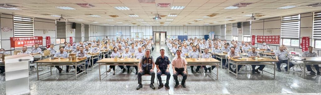 新北市土城警分局今(27)日召集土城義警第一、第二中隊成員180名,舉辦113年土城義警中隊常年訓練