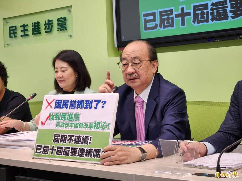 國會改革法案三讀,民進黨團總召柯建銘:窮盡一切可能提出釋憲。圖/取自柯建銘臉書