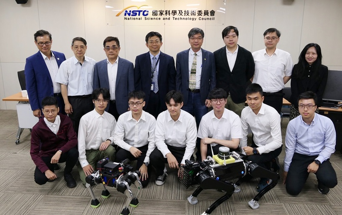 臺灣自主研發AI機器狗首次發表