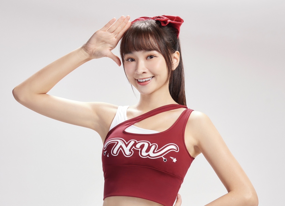 ▲啦啦隊女神秀秀子、曼容,化身日本遊戲主角,為超人氣手遊拍攝形象宣傳片。(宇峻奧汀提供)