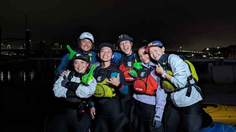 ▲《上船了各位！》首度練夜划胡宇威、鍾瑶、蔡昌憲、雷艾美（三立提供）