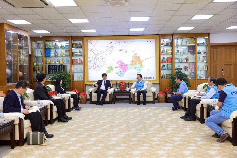 陸委會主委邱垂正拜會金門縣府 陳福海盼早日實施陸客來金旅遊