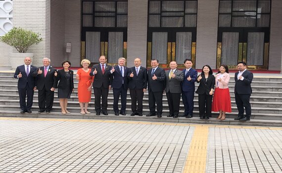 麥考爾訪韓國瑜  承諾盡快交付相關軍備