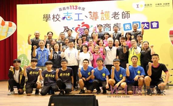 表揚各校服務績優者     黃敏惠市長：提供優質學習環境