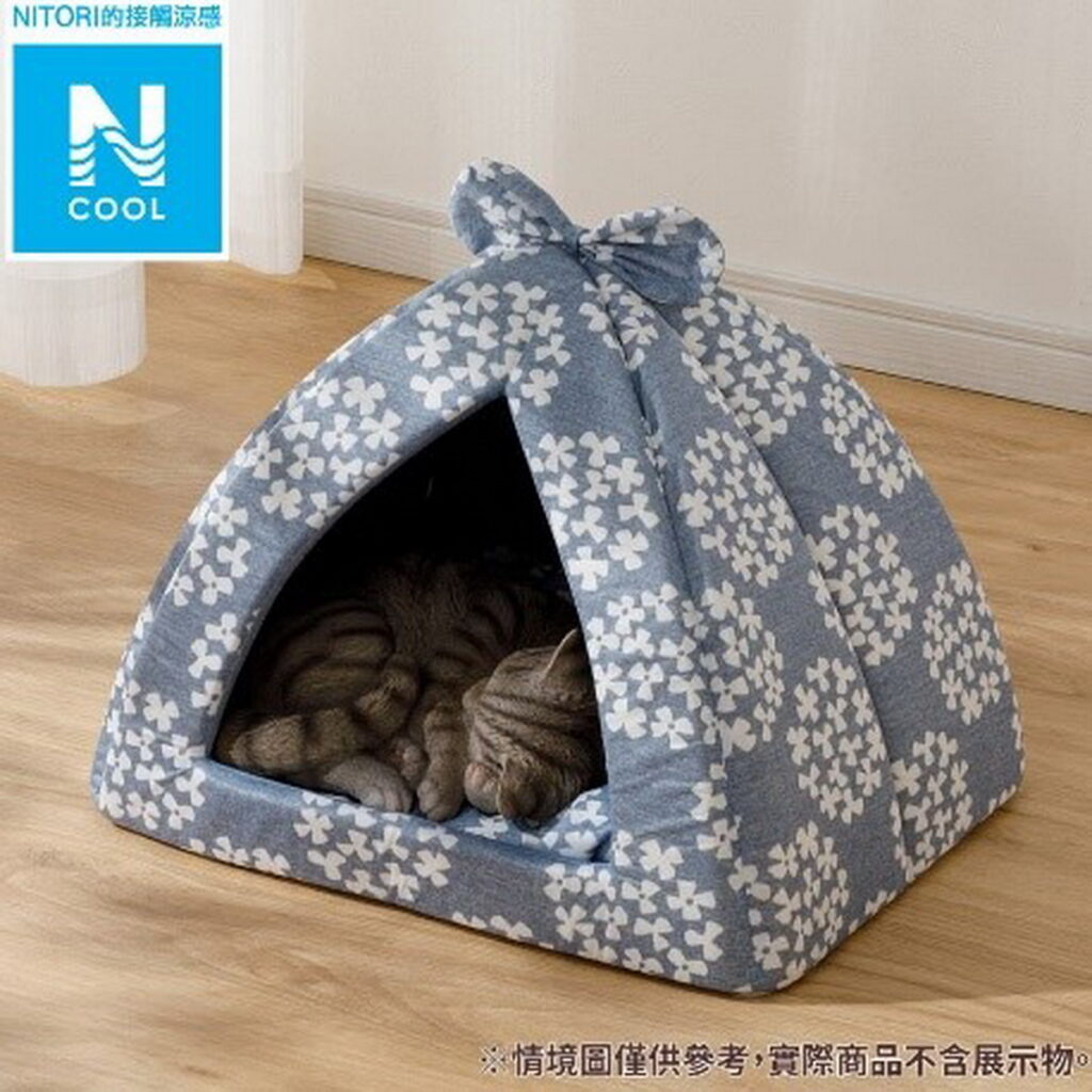「N COOL涼感系列」獨家吸放濕棉布料的特殊機能,能吸收身體的溫度,帶來冰涼滑順的清爽感受。