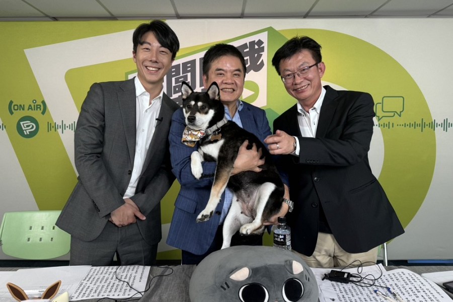 莊瑞雄秀柴犬療癒杯葛創傷 郭國文被封「民進黨四分衛」 240 莊瑞雄秀柴犬療癒杯葛創傷 郭國文被封「民進黨四分衛」 239
