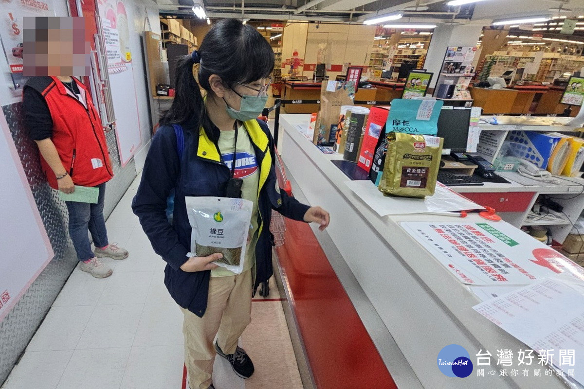 端午節將至,桃園市政府衛生局稽查人員連日來進行應節食品抽驗。