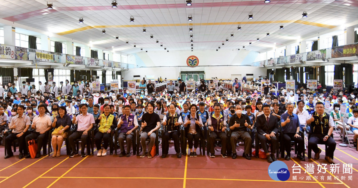 全國國小學童潔牙觀摩-彰化地區預賽,230位口腔小尖兵齊競賽。圖/記者鄧富珍攝