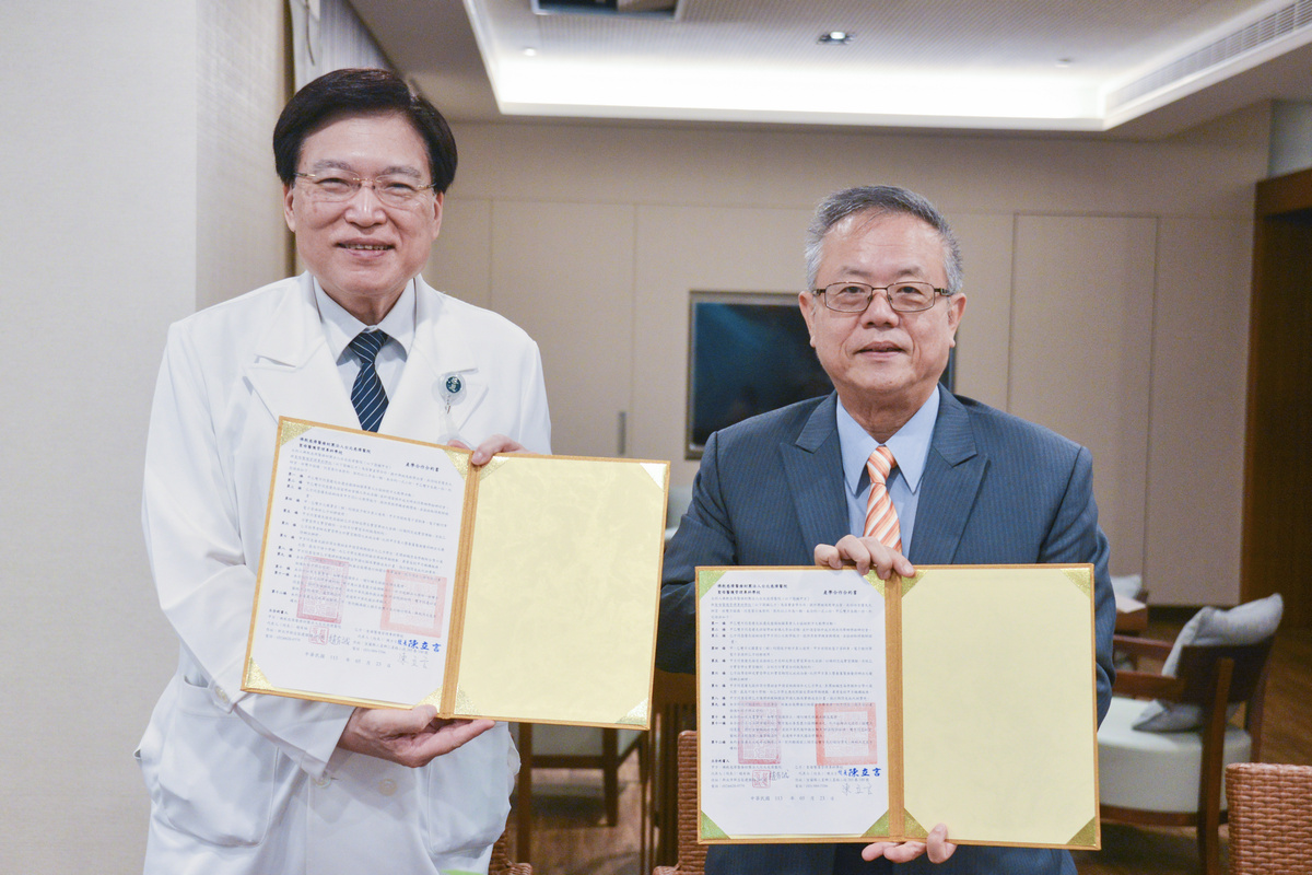 陳立言校長希望透過醫護專業及醫院的各種資源資助弱勢家庭,一來促進社會階級流動,二來讓學生在考取證照後回饋社會,將大愛精神拓展到社會角落。