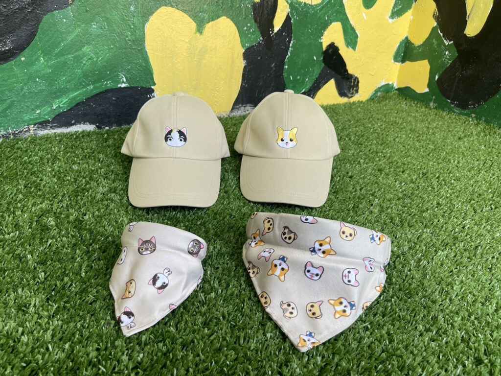 ▲只要民眾帶著寵物一同前往屏東縣內指定寵物友善店家，完成指定任務即可獲得帽子及寵物領巾小禮物一份，數量有限，送完為止。（屏東縣政府提供）