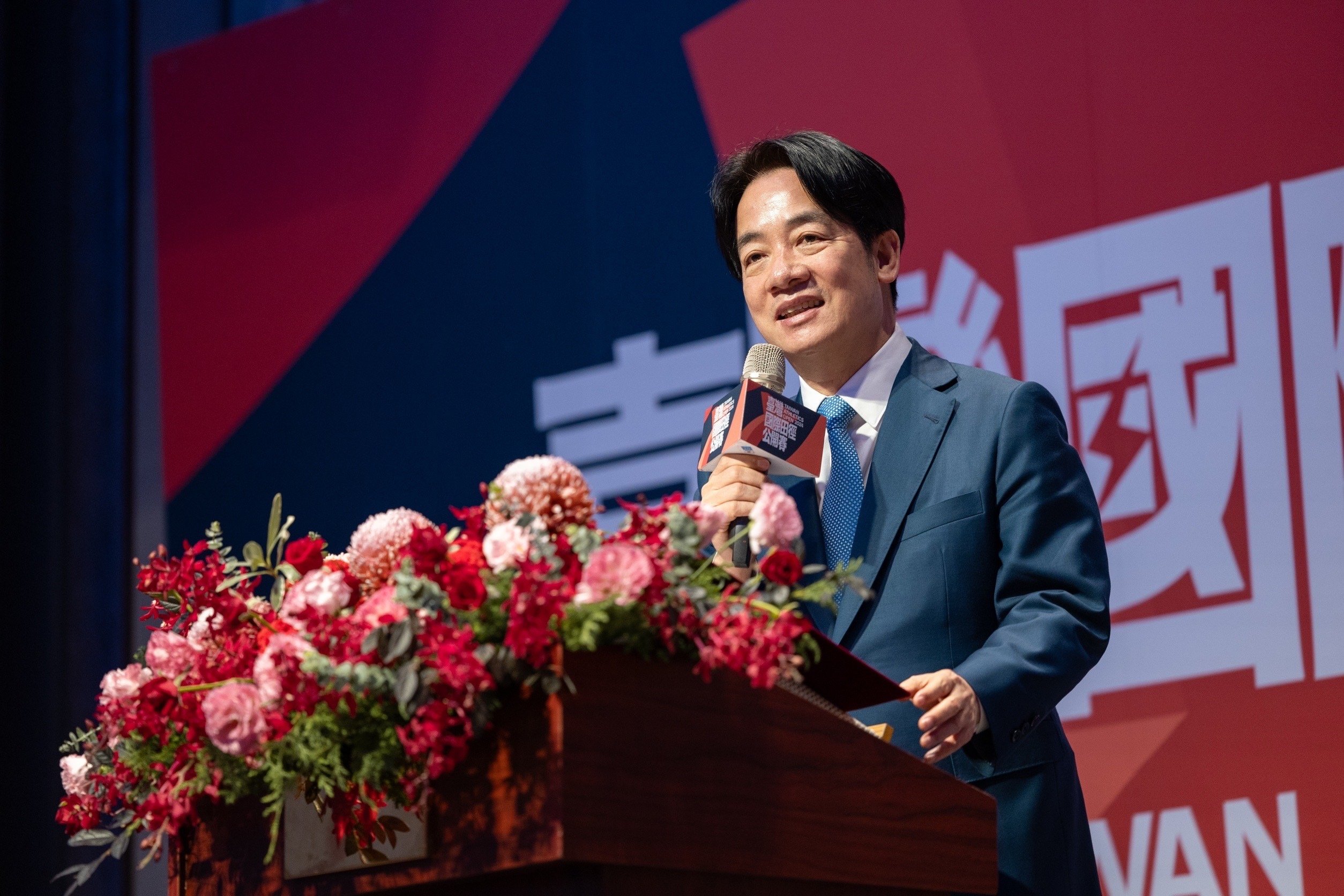 總統賴清德出席台灣國際田徑公開賽開幕典禮,致詞時表示,政府規劃成立「體育暨運動發展部」。總統府提供