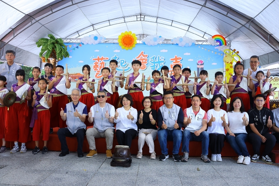 諸羅建城320「藝起繪我嘉」大小朋友齊寫生繪出許多嘉義人共同回憶的嘉義公園!
