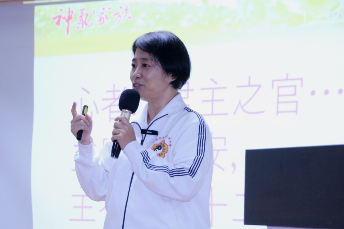 ▲怎樣運動才比較適合自己、不會受傷?這個是蔡佩玲一直在找的問題。(記者李欣翻攝)