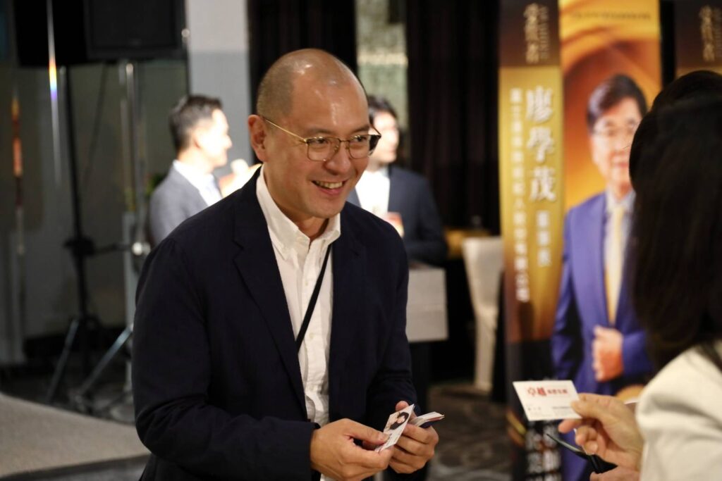 也是協辦單位的卓越雜誌副社長陳今平,共同出席打造創業交流平台。