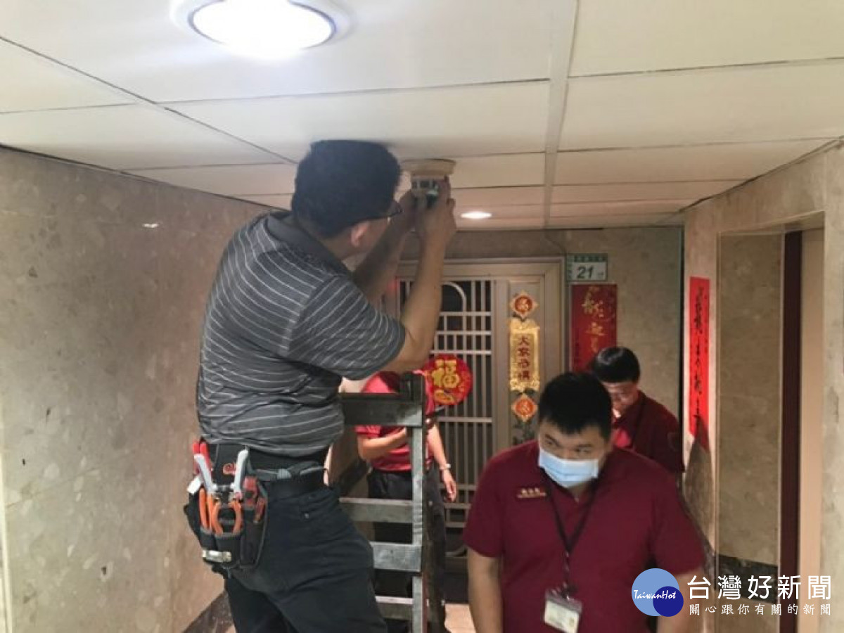 桃市府聯合稽查高層集合住宅,聚焦防火填塞落實度。