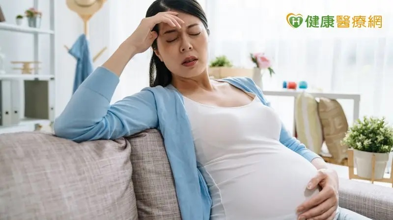 孕婦胰臟炎腹痛噁心、胎兒心跳減速!醫揭原因 緊急跨科剖腹救治