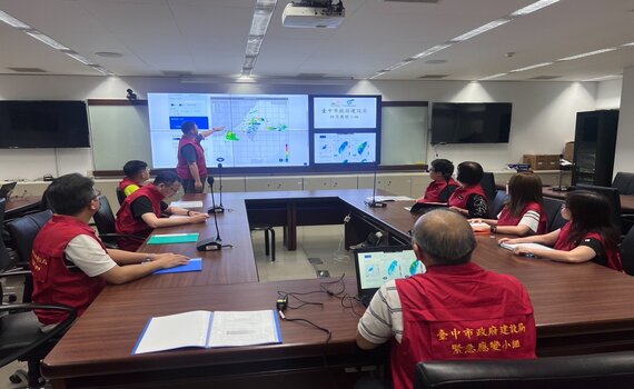 中市建設局應變小組緊盯降雨情形 嚴防梅雨鋒面強降雨