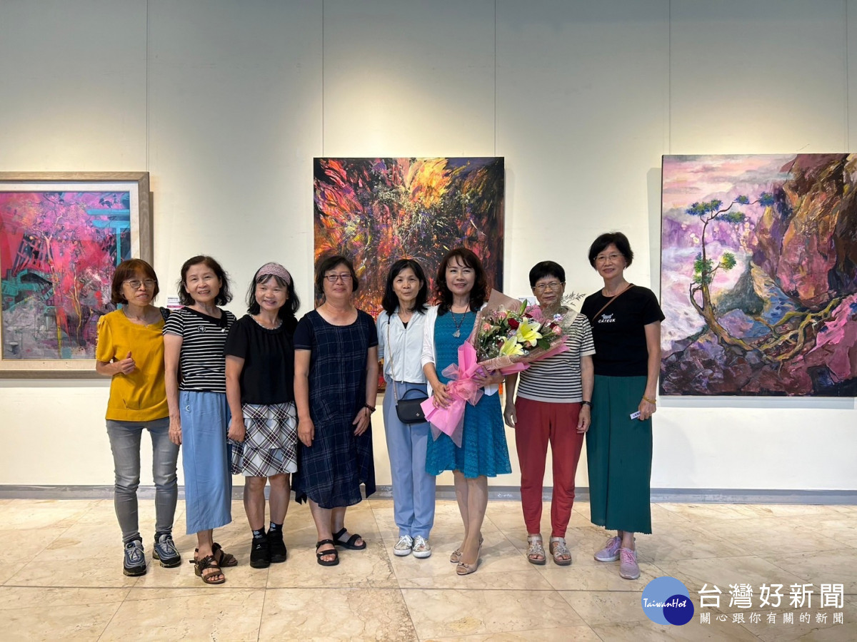 林純珠油畫創作「不忘初衷,游藝漫情」即日起展出。圖/記者鄧富珍攝