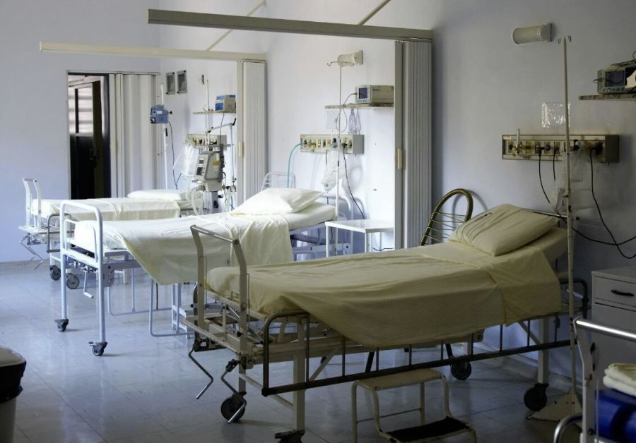反問哪來關床潮? 衛福部公布全台通報「護理師、病床數」今年雙增 236 反問哪來關床潮? 衛福部公布全台通報「護理師、病床數」今年雙增 235