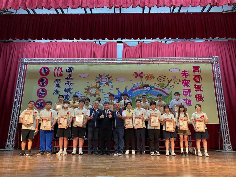 鳳凰花開畢業季 太平媽祖獎暖心送幸福