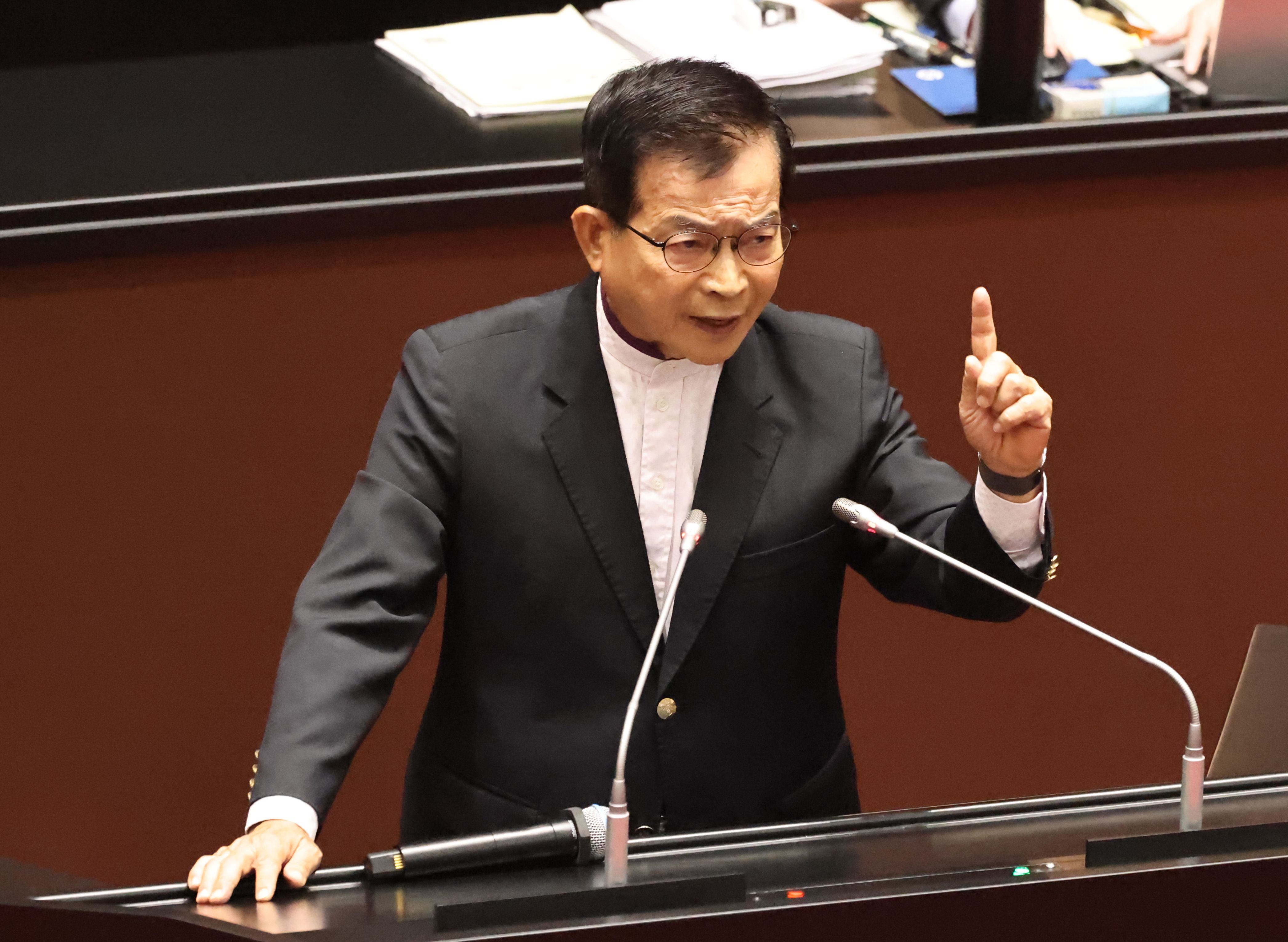 賴士葆認為,花東交通三法並沒有那麼急,建議應該召開產官學共同討論。資料照片/林啟弘攝