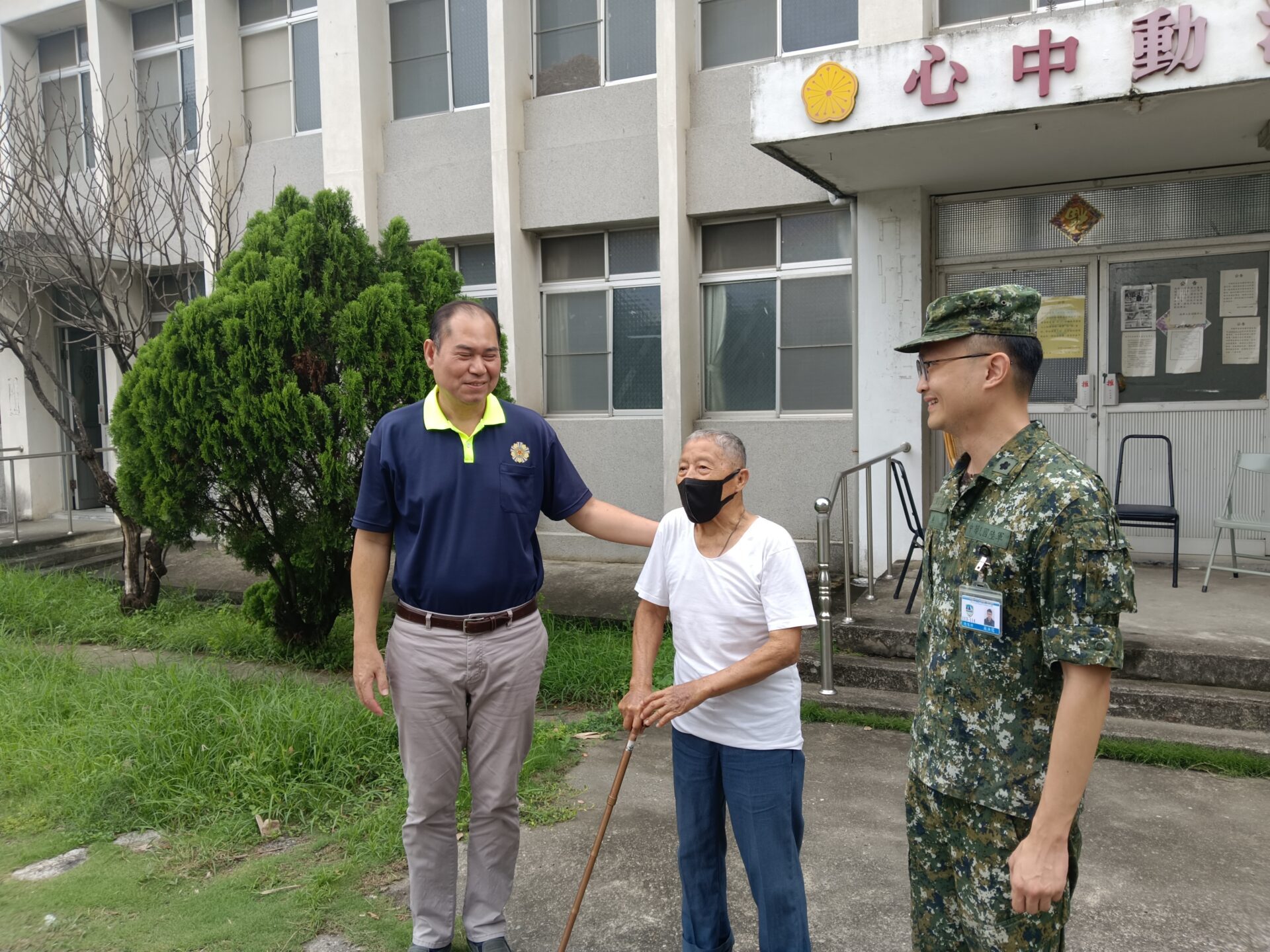 「榮民在哪裡、服務到哪裡」 　榮服處郭光顯總幹勸導單身退員宿舍榮民入住榮家