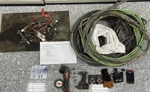 把竊盜當大案辦 朴子警辛苦埋伏查偷電纜賊送辦