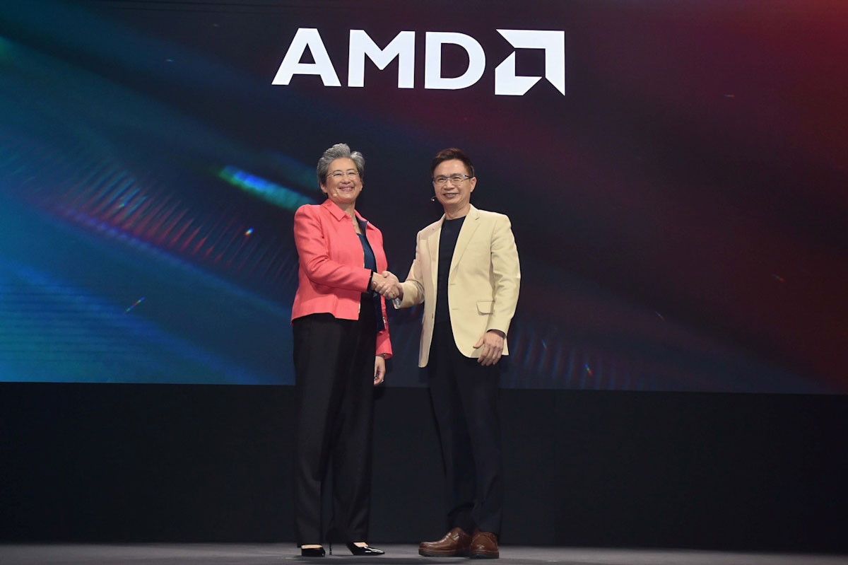 COMPUTEX Keynote以「AI串聯、共創未來(Connecting AI)」為主軸,AMD董事長暨執行長蘇姿丰博士發表首場主題演講,為精彩周邊活動揭開序幕。左起AMD董事長暨執行長蘇姿丰博士、外貿協會董事長黃志芳。