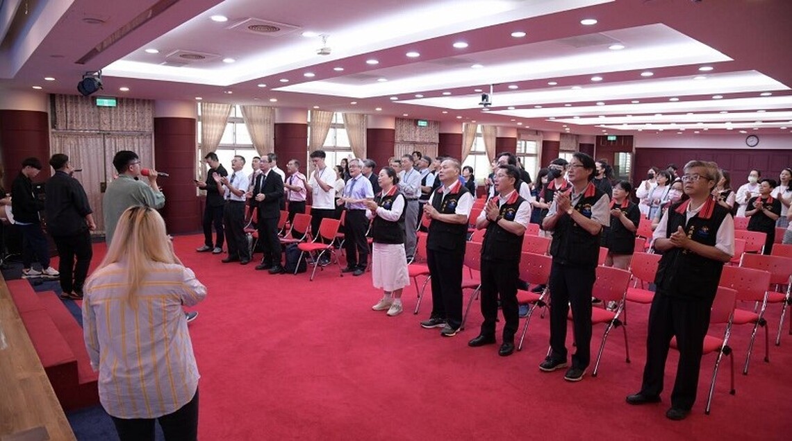 縣府六月份祈禱早餐會  徐榛蔚勉縣府團隊 為花蓮重建擘劃希望未來