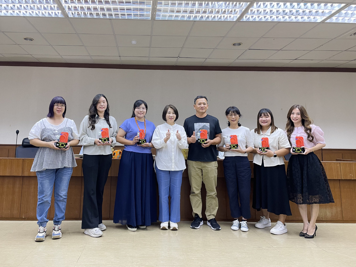 屏東縣府暨所屬機關學校 績優人員表揚