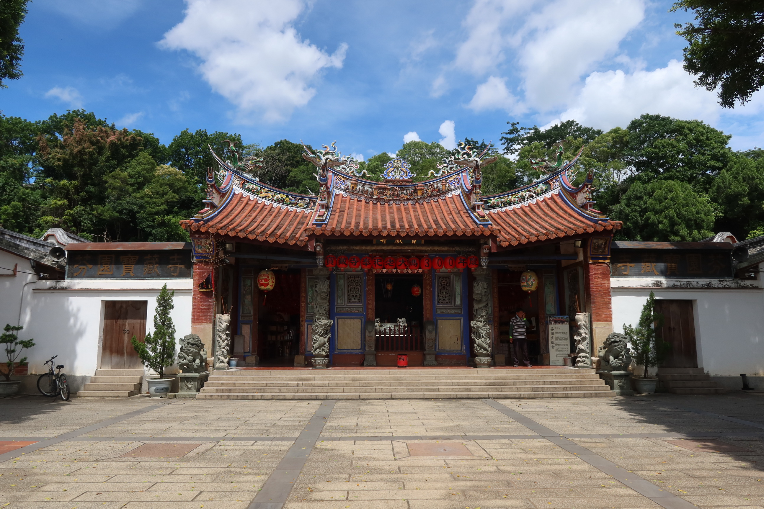 ▲芬園鄉公所將在寶藏寺舉辦「農遊時光懷舊嘉年華 夏日音樂會」活動，邀請你一同踏上懷舊時光機，分享臺灣在地音樂。（記者張溎壕攝）