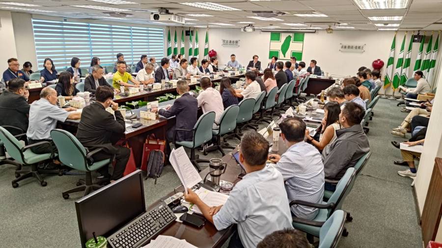 新任黨部主委會議 賴清德:落實對社會的承諾 228 新任黨部主委會議 賴清德:落實對社會的承諾 227