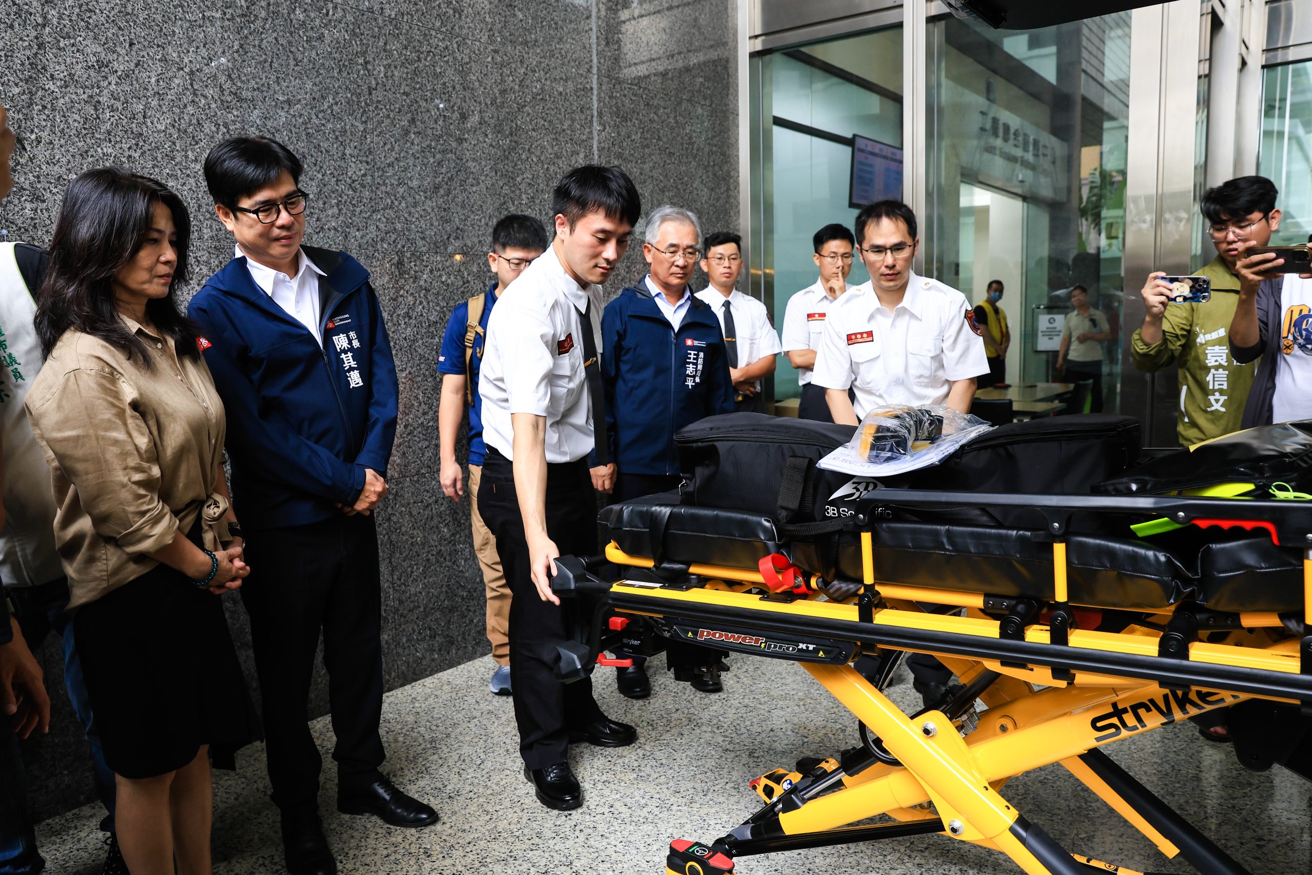 遺愛人間!董事長梁朝辰驟逝,老四川義捐救護車 遺愛人間!董事長梁朝辰驟逝,老四川義捐救護車